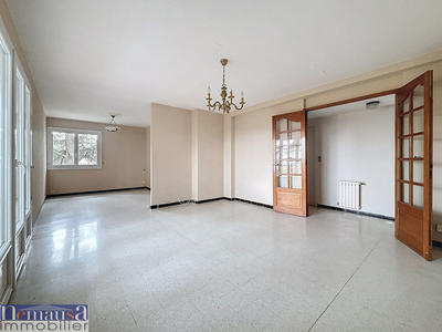 Appartement - 82 m² - 4 pièces