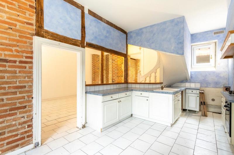 Maison - 177 m² - 8 pièces