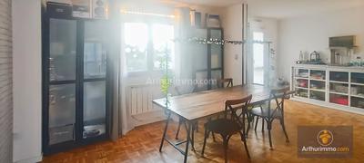 Maison - 117 m² - 7 pièces