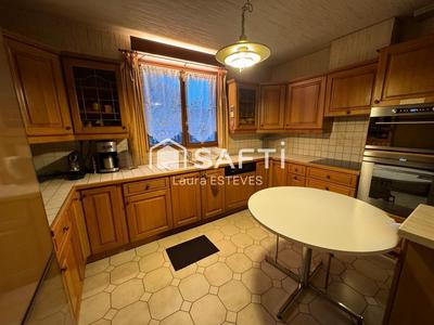 Maison - 130 m² - 7 pièces