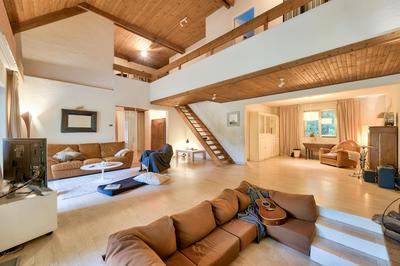 Demeure - 327 m² - 10 pièces