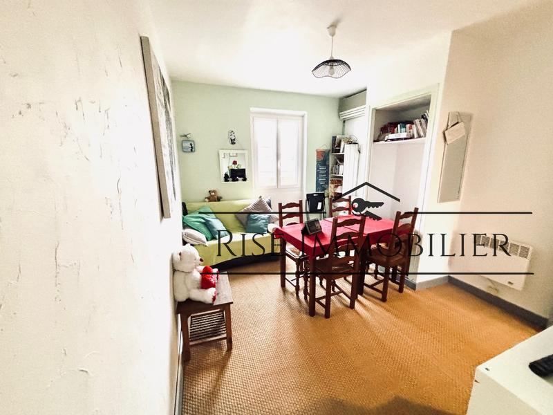 Propriété - 380 m² - 15 pièces