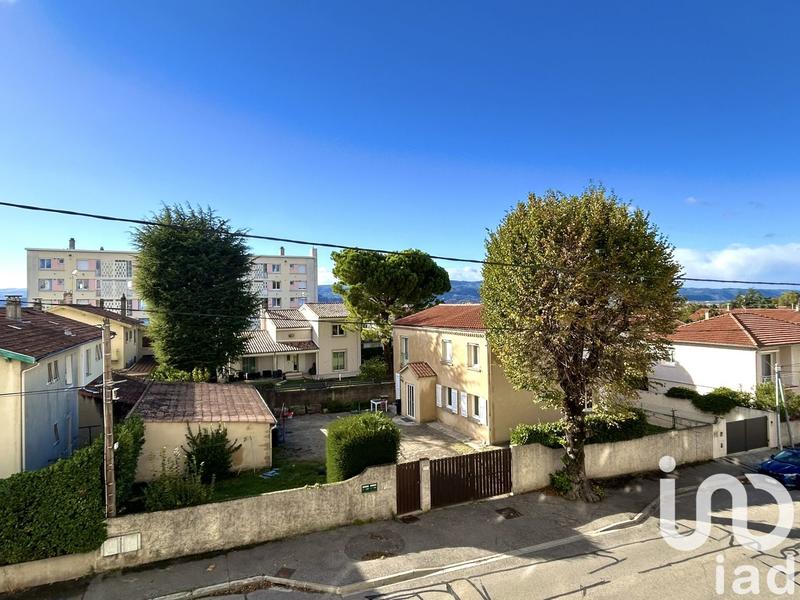 Appartement - 70 m² - 4 pièces