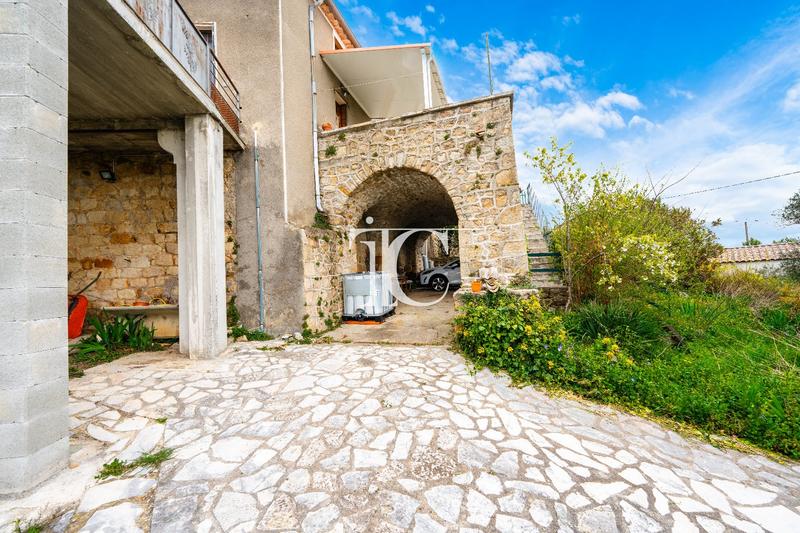 Maison - 88 m² - 5 pièces