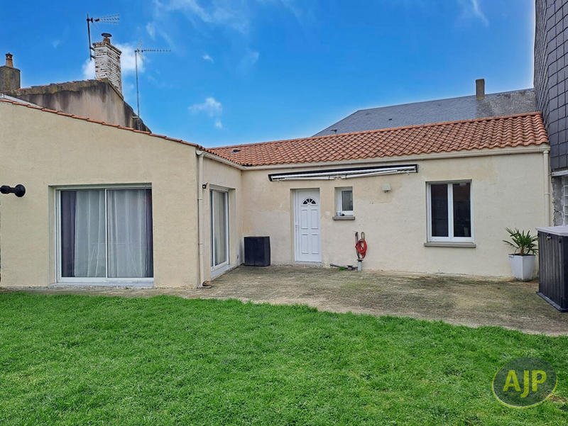 Maison - 87 m² - 4 pièces