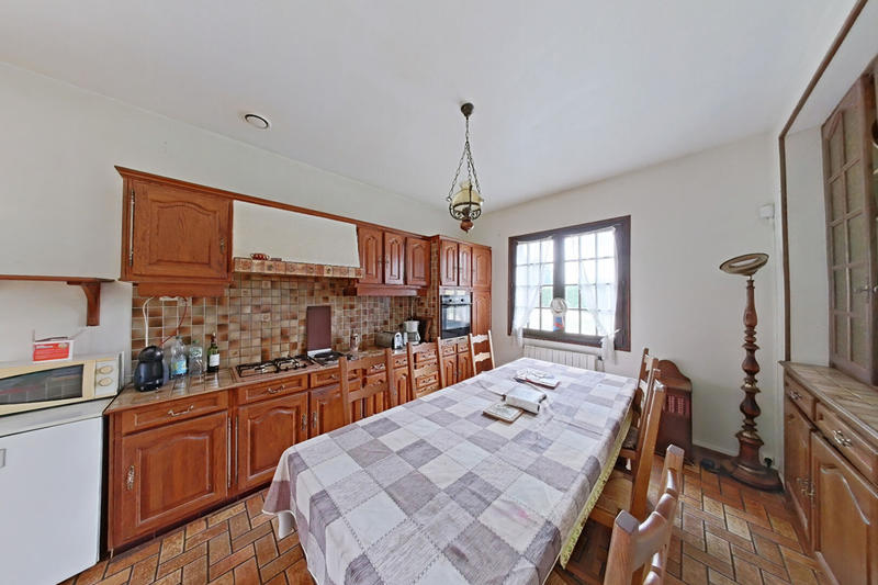 Maison - 180 m² - 6 pièces