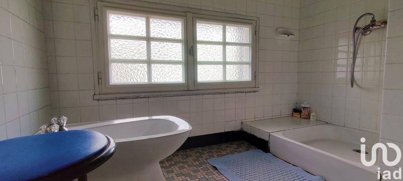 Maison - 162 m² - 8 pièces