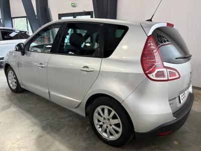 Renault Scénic III dCi 130 Fap Jade Euro 5 2011