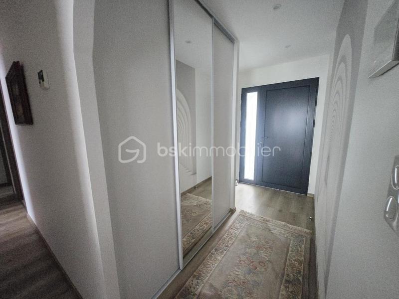 Pavillon - 130 m² - 5 pièces