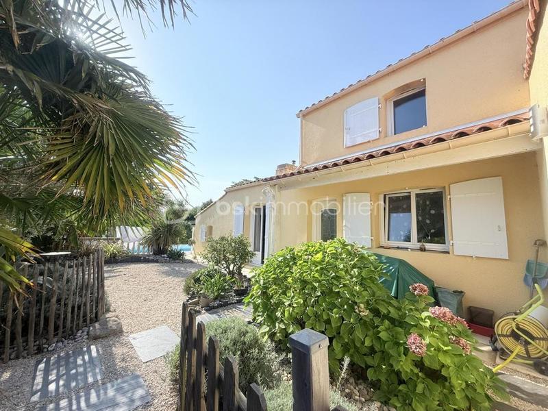 Maison - 146 m² - 6 pièces