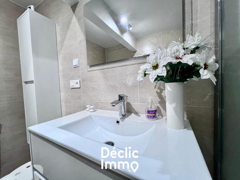 Maison - 211 m² - 6 pièces