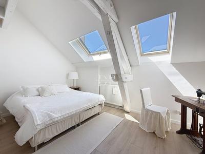 Appartement - 138 m² - 5 pièces