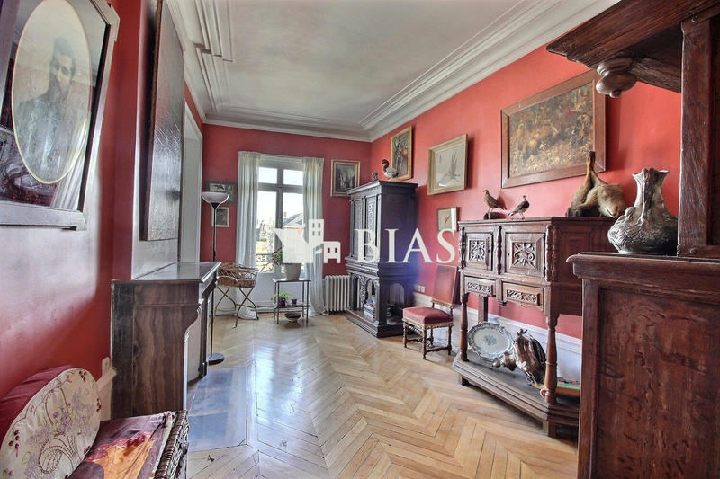 Appartement - 165 m² - 5 pièces