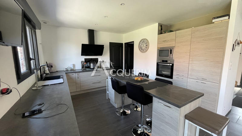 Villa - 96 m² - 5 pièces