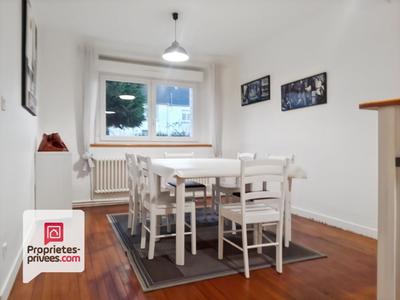 Maison - 105 m² - 6 pièces