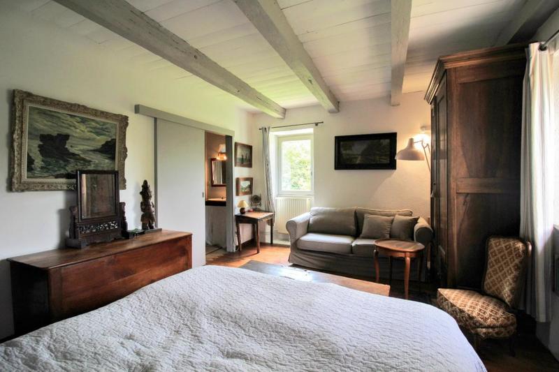 Corps de ferme - 319 m² - 9 pièces