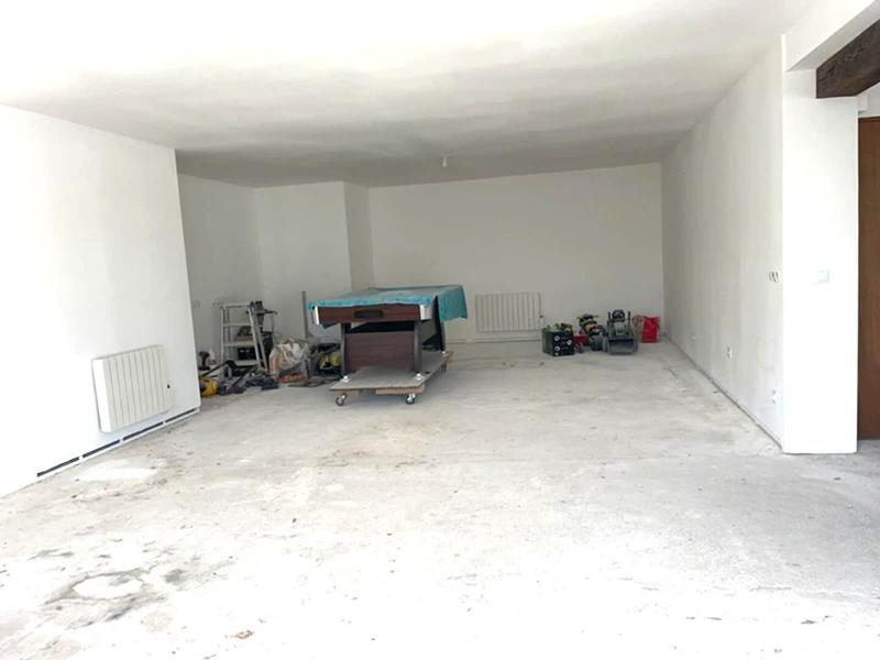 Maison - 248 m² - 11 pièces