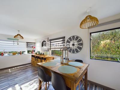 Maison - 76 m² - 3 pièces