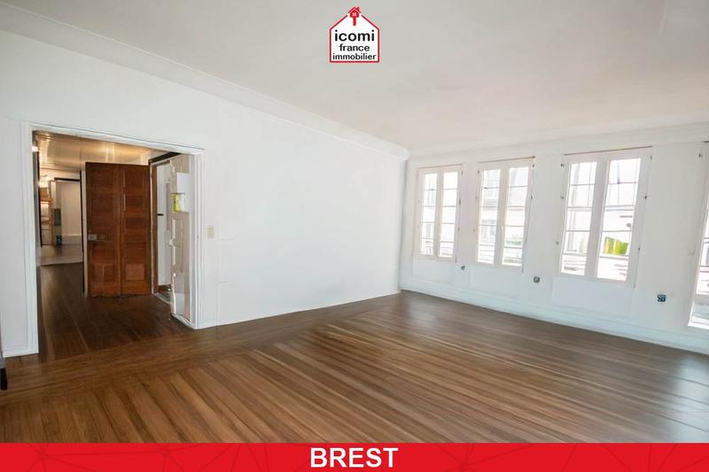 Appartement - 122 m² - 7 pièces