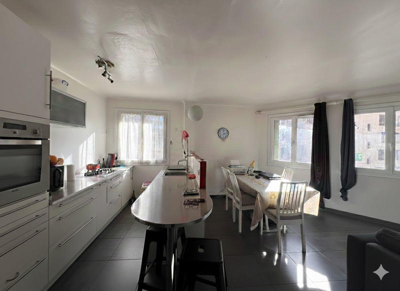 Appartement - 74 m² - 3 pièces