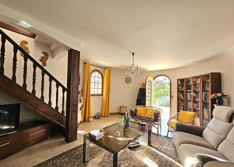 Maison - 170 m² - 7 pièces