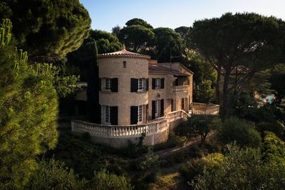 Maison - 190 m² - 8 pièces