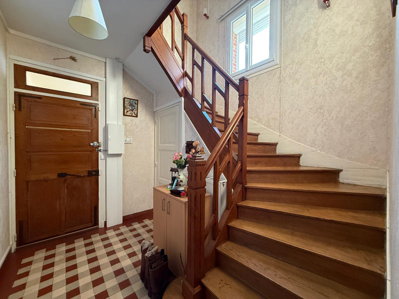 Maison - 162 m² - 7 pièces