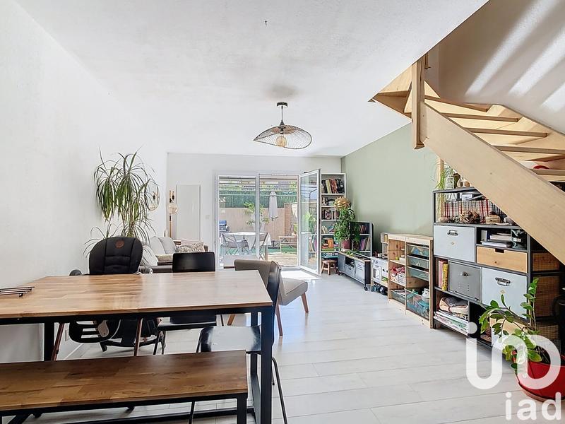 Maison - 60 m² - 3 pièces