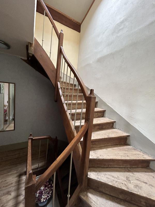 Maison traditionnelle - 113 m² - 7 pièces