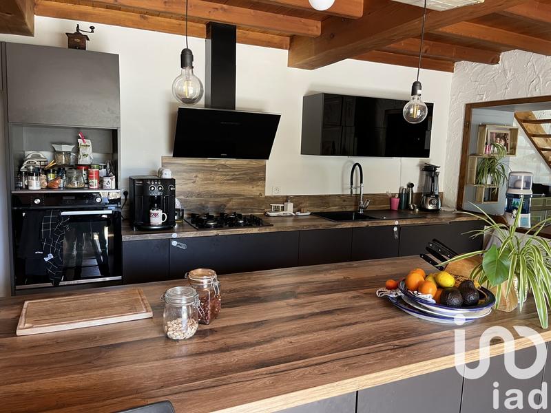 Maison - 195 m² - 7 pièces