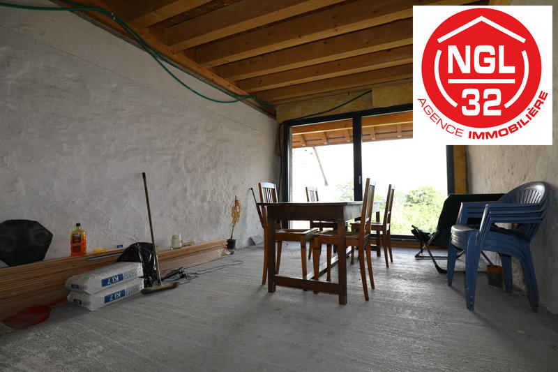 Maison - 93 m² - 5 pièces