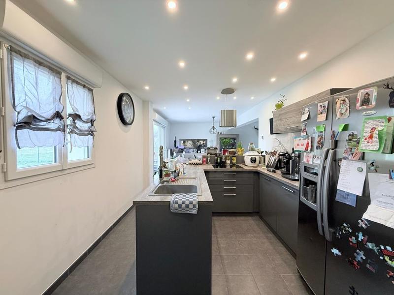 Maison - 122 m² - 4 pièces