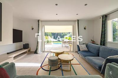 Maison - 127 m² - 5 pièces