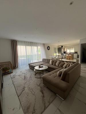 Maison - 127 m² - 5 pièces