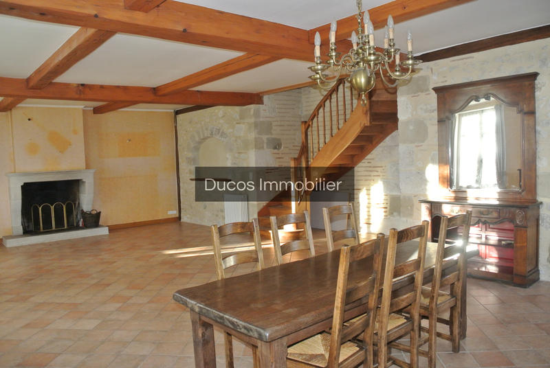 Maison - 333 m² - 7 pièces