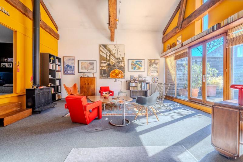 Maison - 210 m² - 7 pièces