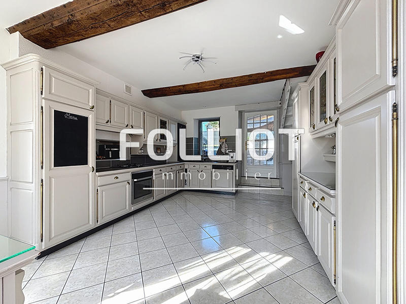 Maison - 142 m² - 7 pièces