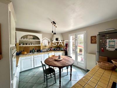 Maison - 166 m² - 7 pièces