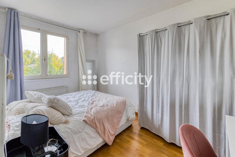 Pavillon - 183 m² - 9 pièces