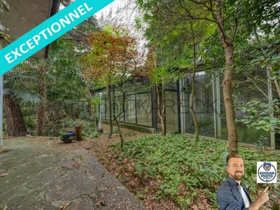 Maison - 400 m² - 14 pièces