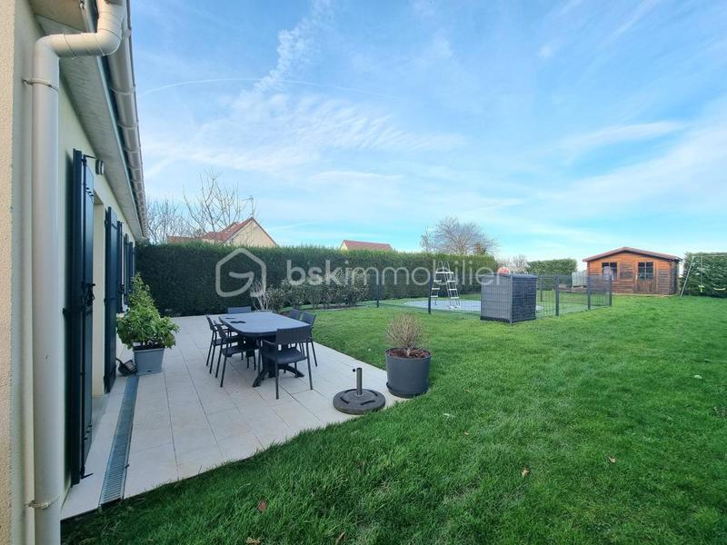 Maison traditionnelle - 98 m² - 4 pièces