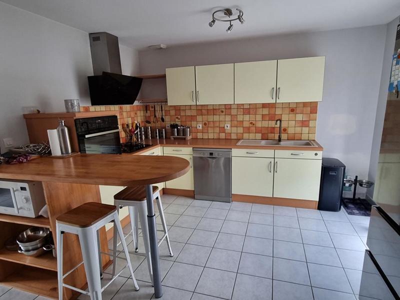 Maison - 92 m² - 4 pièces