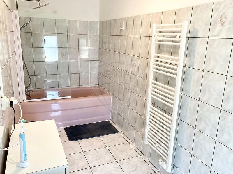 Maison - 148 m² - 7 pièces