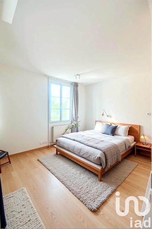 Maison - 99 m² - 5 pièces