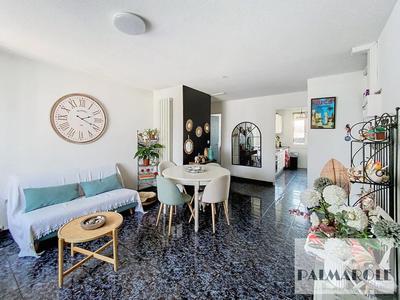 Appartement - 60 m² - 3 pièces