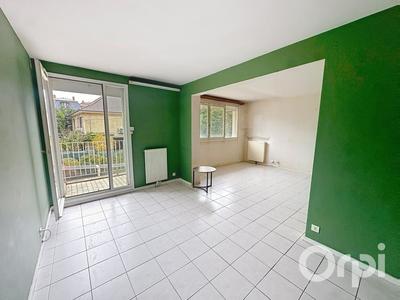 Appartement - 84 m² - 4 pièces