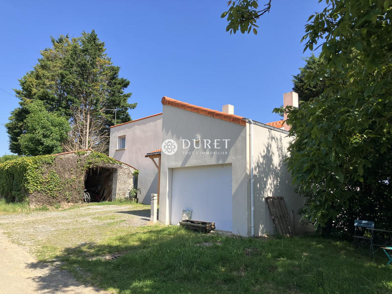 Maison - 95 m² - 4 pièces