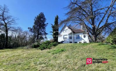 Maison - 144 m² - 6 pièces