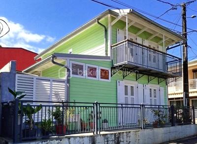 Maison traditionnelle - 83 m² - 3 pièces