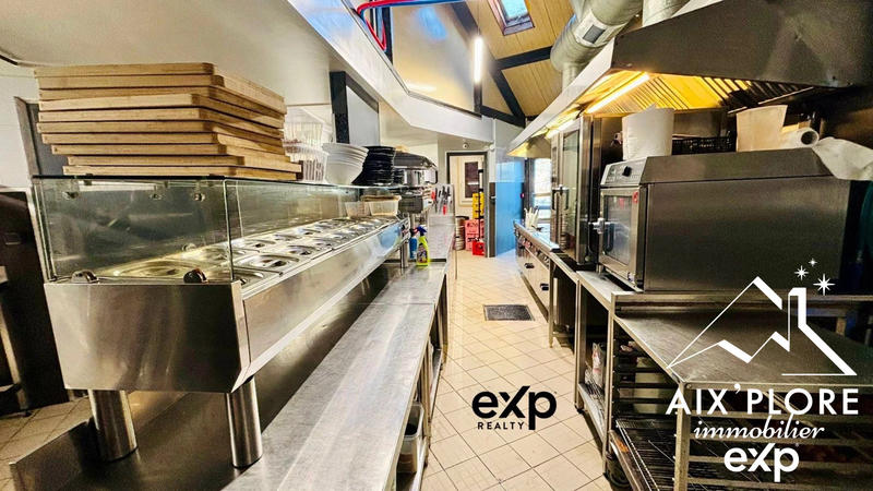 Fonds de commerce - Magasins - 308 m²